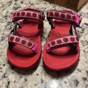 Pink Toddler Teva sandals